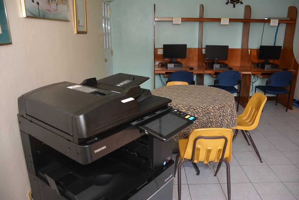 Hostal Universitario Сан-Херман Экстерьер фото