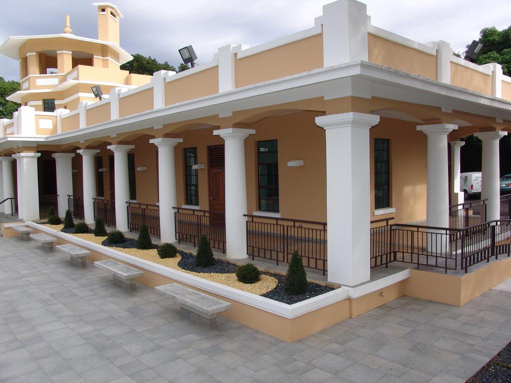 Hostal Universitario Сан-Херман Экстерьер фото
