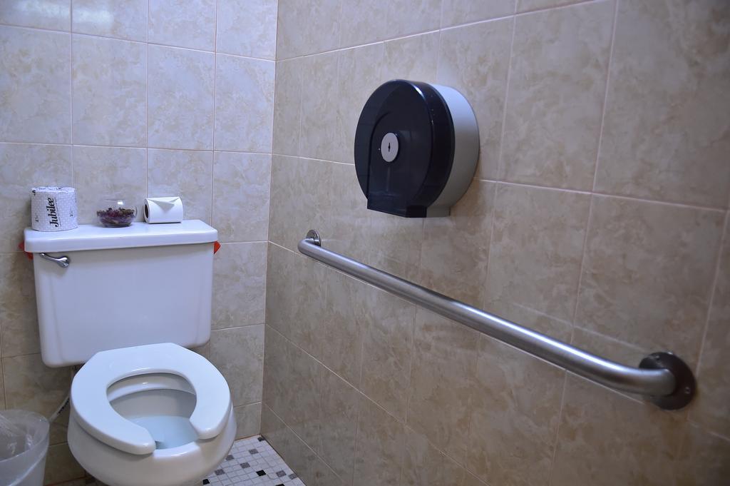 Hostal Universitario Сан-Херман Экстерьер фото